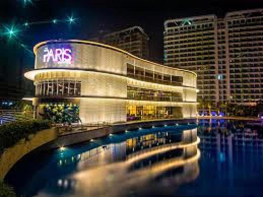 Azure Urban Resort A3 Near Airport Mall With Balcony Wavepool 马尼拉 外观 照片