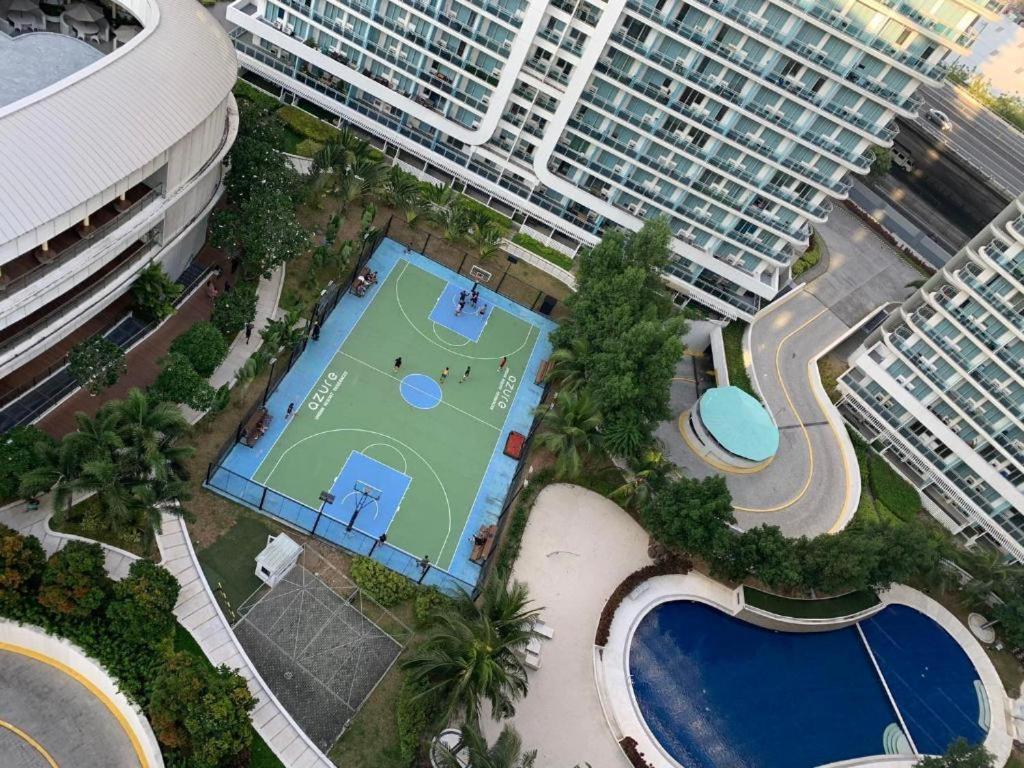 Azure Urban Resort A3 Near Airport Mall With Balcony Wavepool 马尼拉 外观 照片